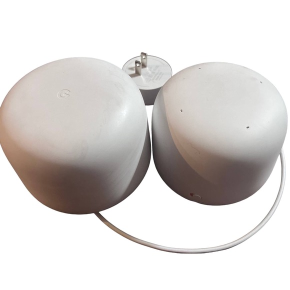 Google Nest 2nd Gen AC Dual Band WiFi Router and Extender, Snow (GA00822-US) - Picture 5 of 5